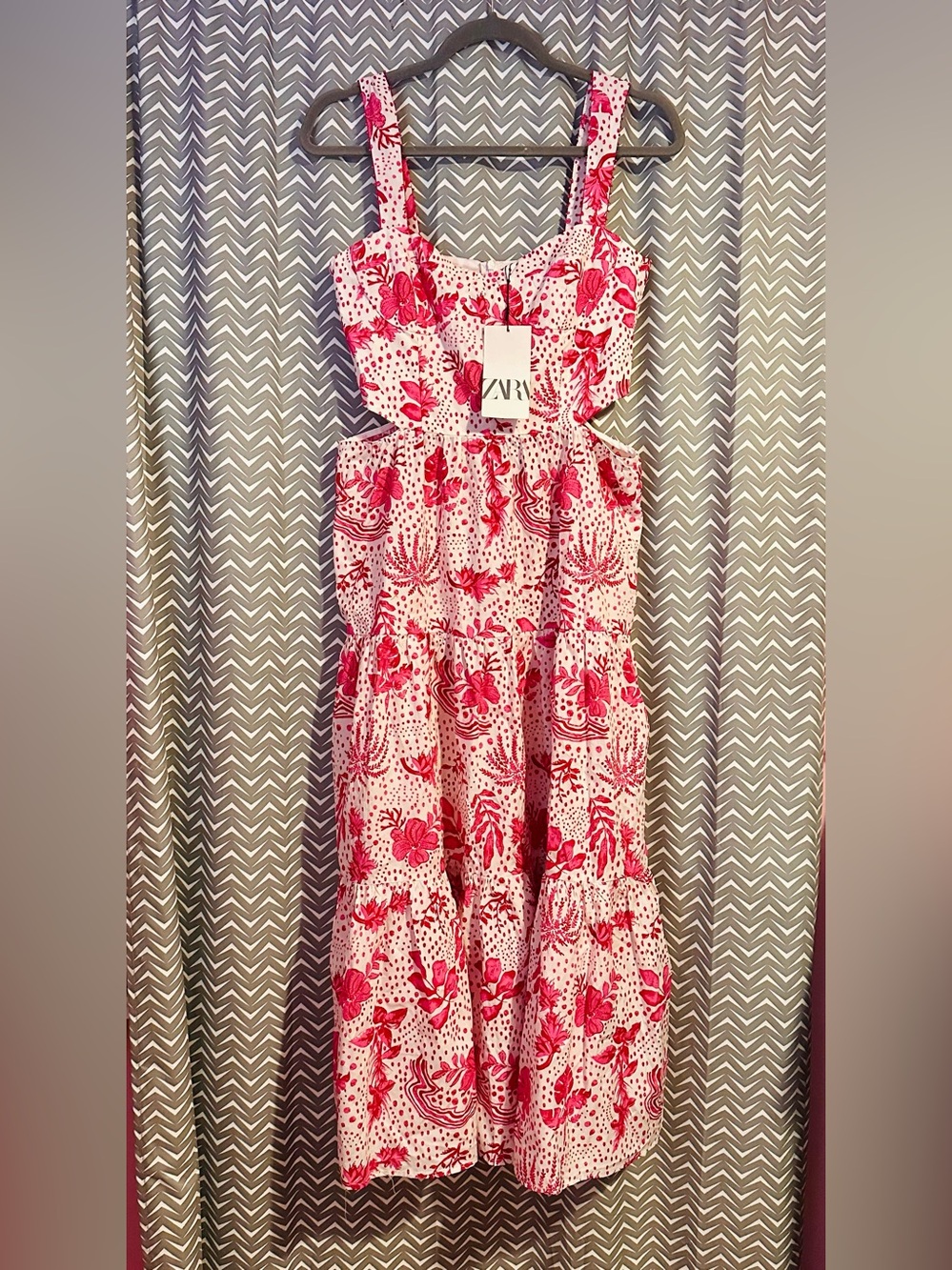 NWT ZARA | STRAPPY FLORAL PRINTED CUT OUT MIDI DRESS, Small - Picture 4 of 9